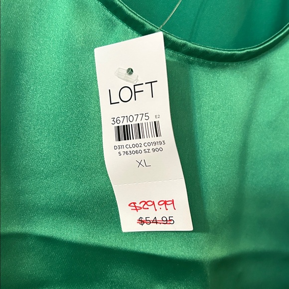 LOFT Emerald Sleeveless Top - Picture 4 of 6